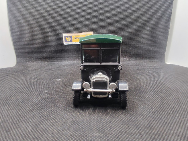 THORNYCROFT VAN CASTROL 1929 - CORGI - N° C821 - 1/43 | Thornycroft Van Castrol 1929 - C821 |