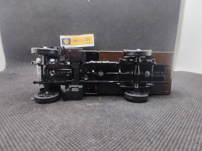 THORNYCROFT VAN EAST ANGLIAN FRUIT COMPANY - CORGI - N° C820 - 1/43 | Thornycroft Van East Anglian Fruit Company - C820 |