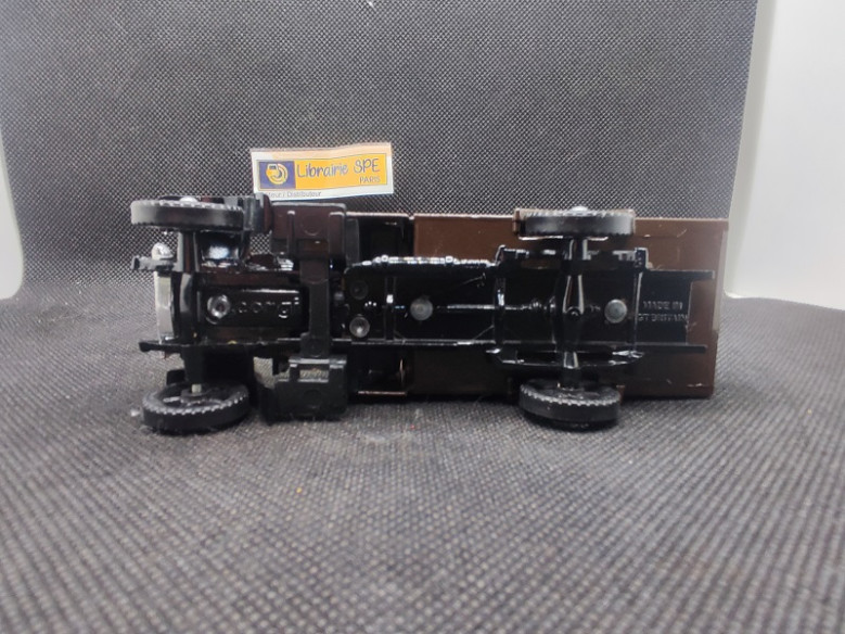 THORNYCROFT VAN EAST ANGLIAN FRUIT COMPANY - CORGI - N° C820 - 1/43 | Thornycroft Van East Anglian Fruit Company - C820 |