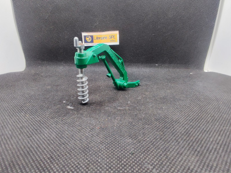 POST HOLE DIGGER - BRITAINS - N° 9600 - 1/32 | Post Hole Digger - 9600 |