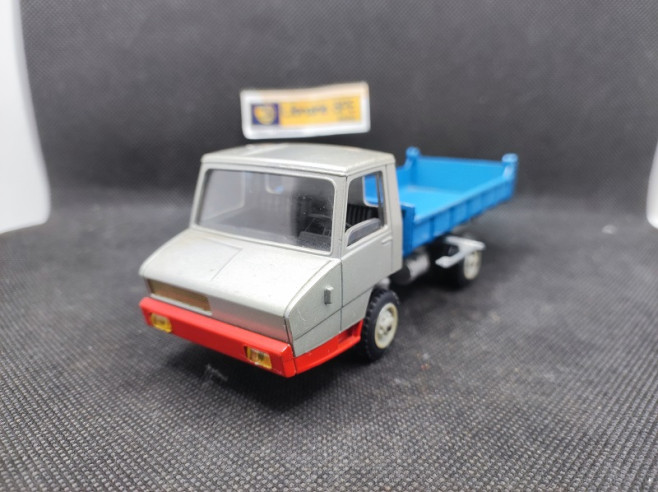 CAMION BERLIET STRADAIR BENNE - SOLIDO - N° 306 - 1/43 | Berliet Stradair Benne - 306 |