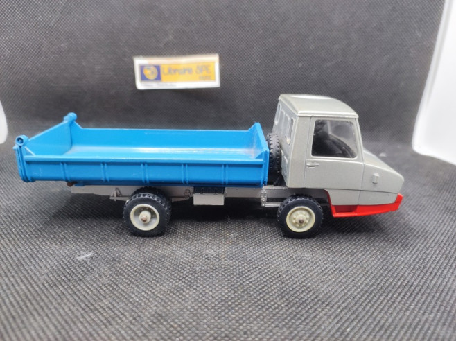 CAMION BERLIET STRADAIR BENNE - SOLIDO - N° 306 - 1/43 | Berliet Stradair Benne - 306 |