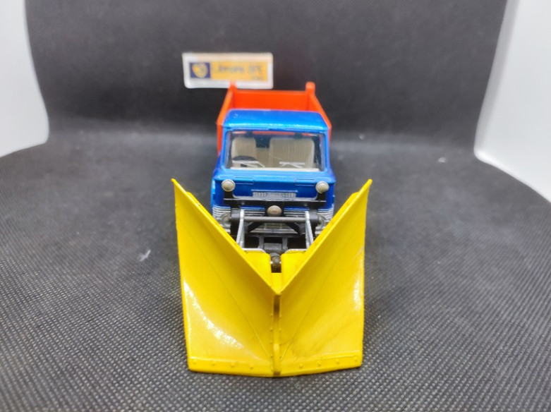 CAMION FORD D800 CHASSE NEIGE - DINKY TOYS GB - N° 439 - 1/43 | Ford D800 chasse neige - 439 |