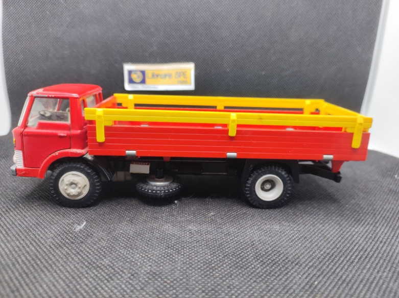 CAMION FORD D800 PLATEAU RIDELLE ROUGE - TEKNO - N° 914 - 1/43 | Ford D800 Plateau Ridelle - 914 |