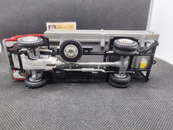CAMION FORD D800 PLATEAU RIDELLE GRIS - TEKNO - N° 914 - 1/43 | Ford D800 Plateau Ridelle Gris  - 914 |