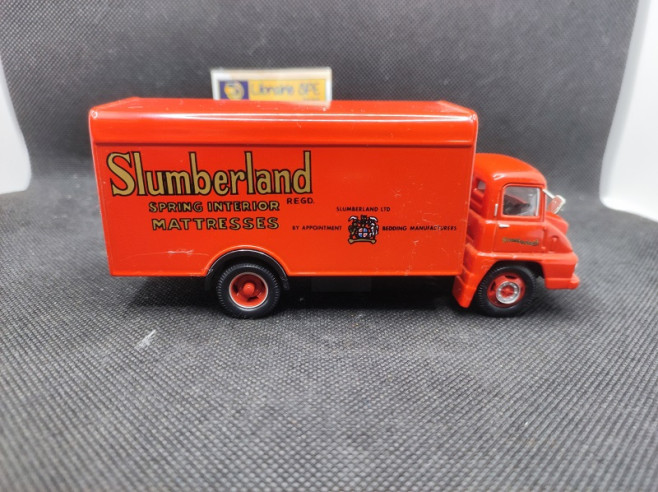 CAMION FORD THAMES TRADER SLUMBERLAND - CORGI - N° 30301 - 1/43 | Ford Thames Trader Slumberland - 30301 |