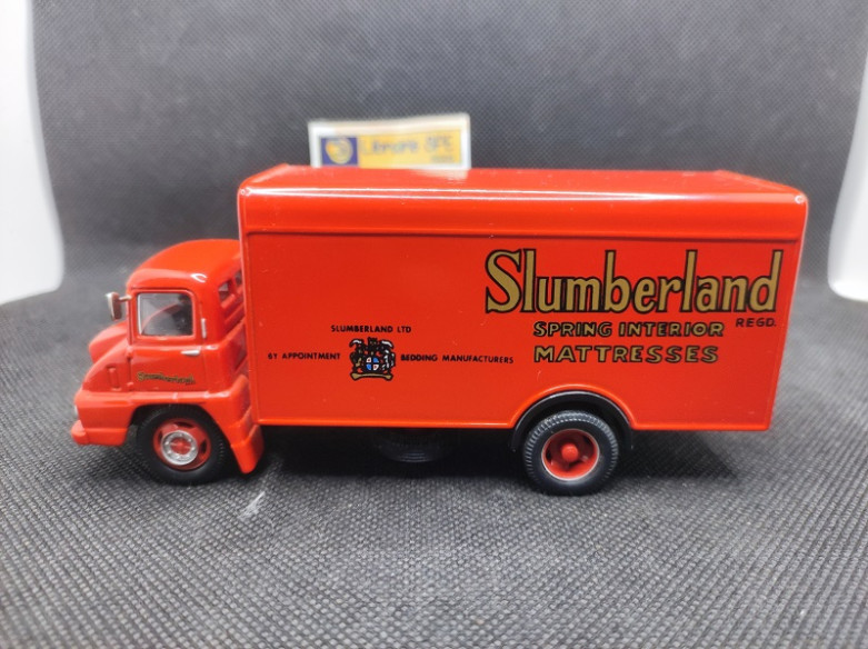 CAMION FORD THAMES TRADER SLUMBERLAND - CORGI - N° 30301 - 1/43 | Ford Thames Trader Slumberland - 30301 |