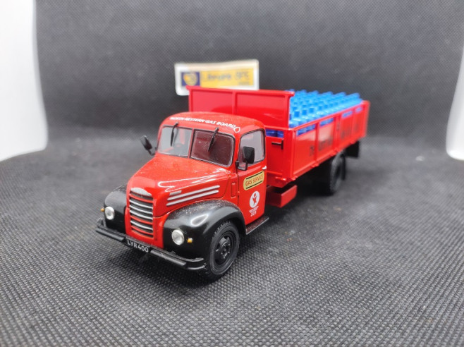 CAMION FORD THAMES FTG 7 - IXO - N° 69 - 1/43 | Ford Thames FTG 7 - 69 |