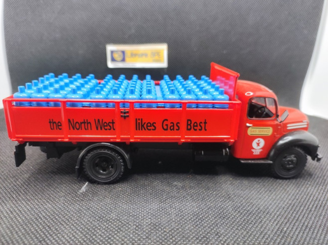 CAMION FORD THAMES FTG 7 - IXO - N° 69 - 1/43 | Ford Thames FTG 7 - 69 |