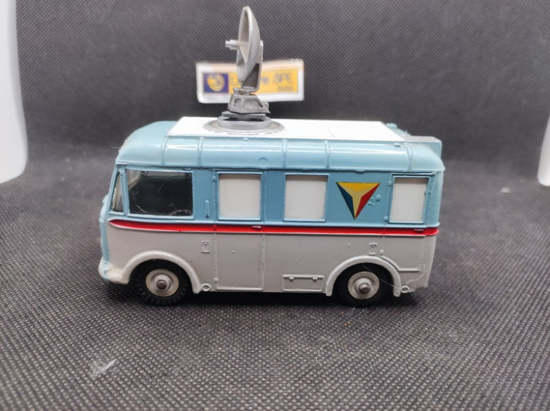 ABC TV TRANSMITTER VAN - DINKY TOYS GB - N° 988 - 1/43 | ABC TV Transmitter Van - 988 |