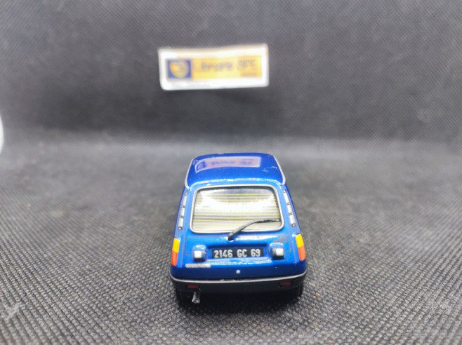 RENAULT 5 ALPINE 1976 - NOSTALGIE - N° 11 - 1/43 | Renault 5 Alpine de 1976 - 11 |