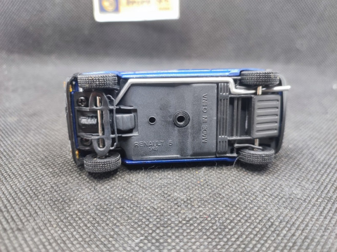 RENAULT 5 ALPINE 1976 - NOSTALGIE - N° 11 - 1/43 | Renault 5 Alpine de 1976 - 11 |