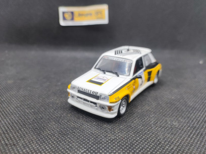 RENAULT 5 TURBO N°3 RAGNOTTI - UNIVERSAL HOBBIE - N° 211531 - 1/43 | Renault 5 Turbo n°3 Ragnotti - 211531 |