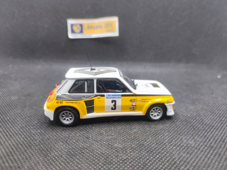 RENAULT 5 TURBO N°3 RAGNOTTI - UNIVERSAL HOBBIE - N° 211531 - 1/43 | Renault 5 Turbo n°3 Ragnotti - 211531 |