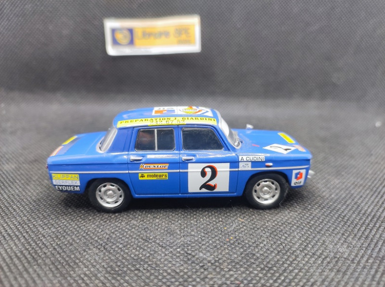 RENAULT 8 GORDINI N°2 COUPE 1970 - ELIGOR - N° 64 - 1/43 | Renault 8 Gordini N° 2 coupe de 1970 - 64 |