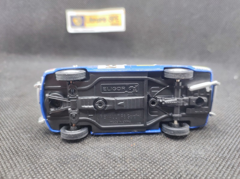 RENAULT 8 GORDINI N°2 COUPE 1970 - ELIGOR - N° 64 - 1/43 | Renault 8 Gordini N° 2 coupe de 1970 - 64 |