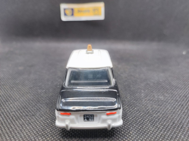 RENAULT 8 POLICE - DAN TOYS - N° 062 - 1/43 | Renault 8 Police - 062 |