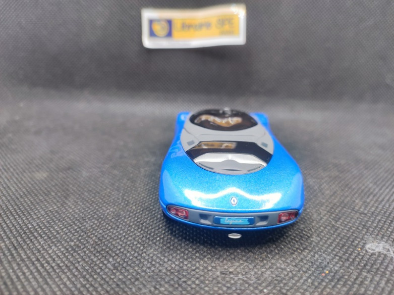 RENAULT LAGUNA CONCEPT CAR 2004 - NOREV - N° 517985 - 1/43 | Renault Laguna Concept Car 2004 - 517985 |