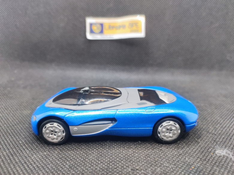 RENAULT LAGUNA CONCEPT CAR 2004 - NOREV - N° 517985 - 1/43 | Renault Laguna Concept Car 2004 - 517985 |