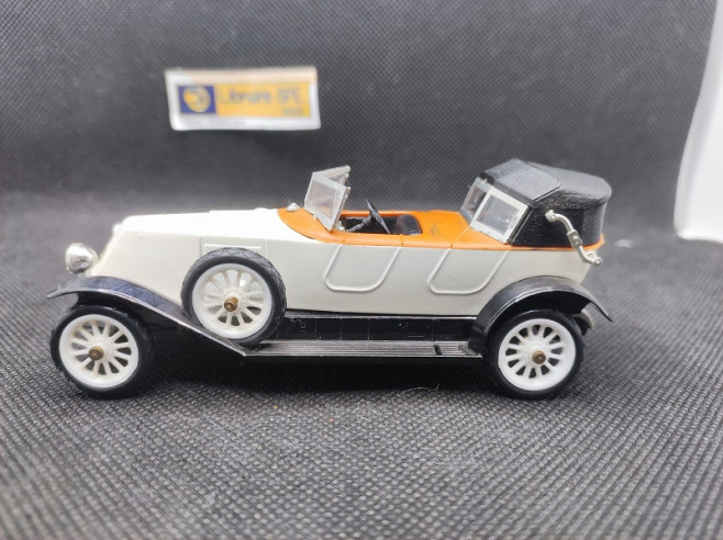 RENAULT 40 CV TORPEDO 1923 - RIO - N° 52 - 1/43 | Renault 40 CV Torpédo de 1923 - 52 |