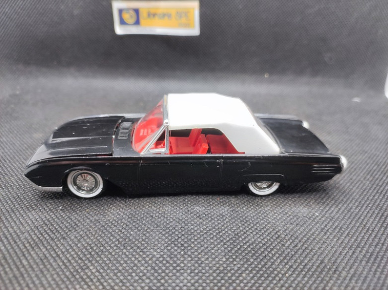 FORD THUNDERBIRD 1961 - SOLIDO - N° 119 B - 1/43 | Ford Thunderbird de 1961 - 119B |