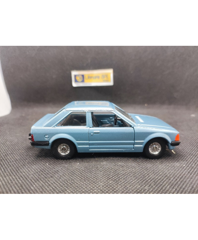 FORD ESCORT 1.3 GL - CORGI - N° 334 - 1/36 | Ford Escort 1.3 GL - 334 |
