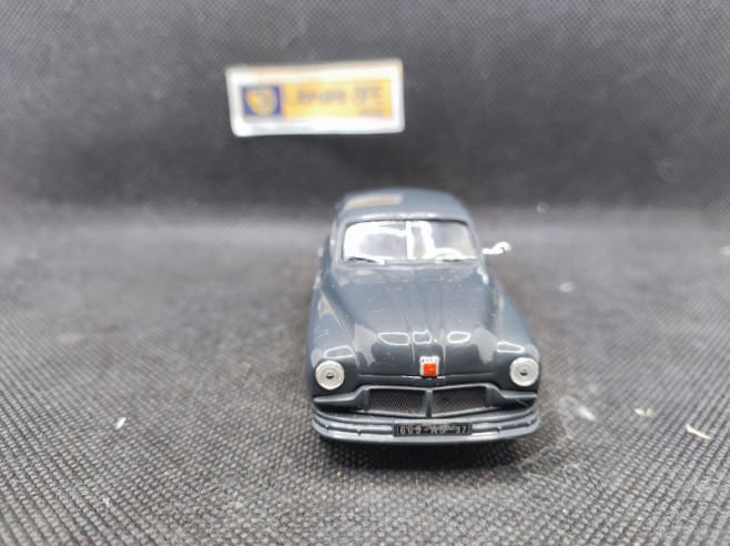 FORD ABEILLE L'EPI D'OR - IXO - 1/43 | Ford Abeille L'Epi d'Or |
