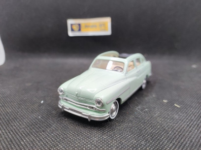 FORD VEDETTE DECOUVRABLE - SOLIDO - N° 45100 - 1/43 | Ford vedette Découvrable - 45100 |