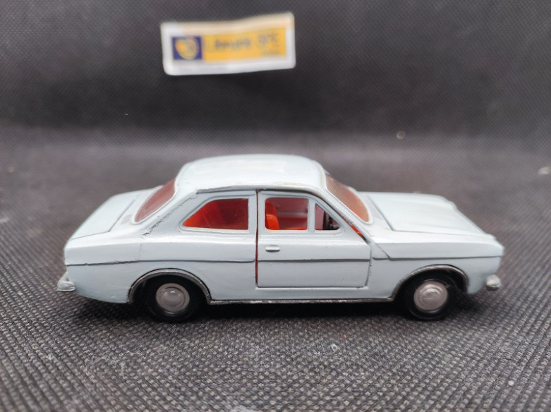 FORD ECSORT BLEU CLAIR - DINKY TOYS GB - N° 168 - 1/43 | Ford Escort Bleu Clair - 168 |