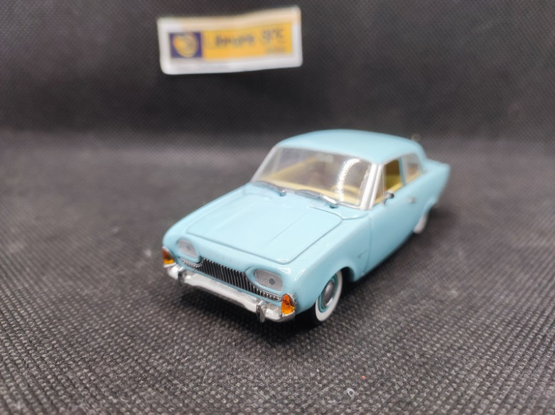 FORD TAUNUS BADEW 1960 - DETAIL CAR - N° 181 - 1/43 | Ford Taunus Badew de 1960 - 181 |