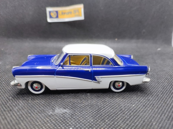 FORD TAUNUS COUPE 1957 - SOLIDO - N° 4582 - 1/43 | Ford Taunus Coupé de 1957 - 4582 |