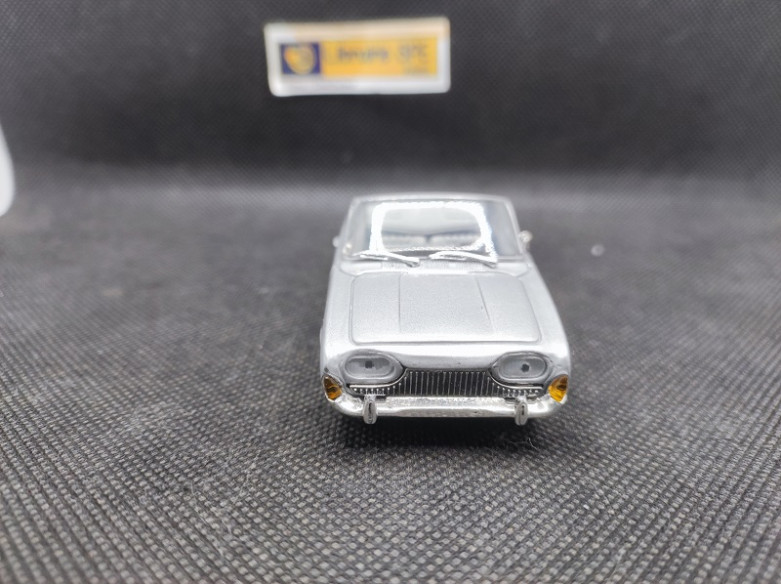 FORD TAUNUS 17 M 1960 - SOLIDO - N° 4580 - 1/43 | Ford Taunus 17 M de 1960 - 4580 |