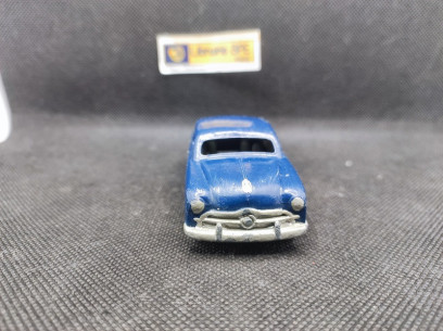 FORD FORDOR SEDAN - DINKY TOYS GB - N° 139A - 1/43 | Ford Fordor Sedan - 139A | 2