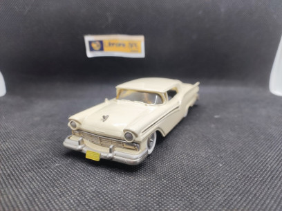 FORD FAIRLANE SKYLINER 1957 - BROOKLIN - N° BRK 35 - 1/43 | Ford Fairlane Skyliner de 1957 - BRK 35 |