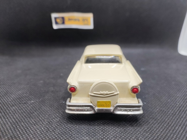 FORD FAIRLANE SKYLINER 1957 - BROOKLIN - N° BRK 35 - 1/43 | Ford Fairlane Skyliner de 1957 - BRK 35 |