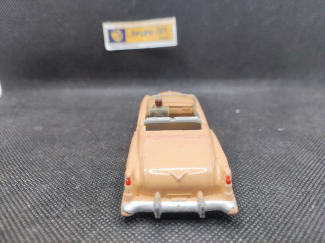 CADILLAC ELDORADO CABRIOLET - DINKY TOYS GB - N° 131 - 1/43 | Cadillac Eldorado Cabriolet - 131 |