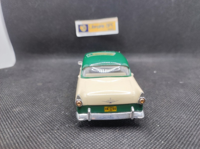 FORD FAIRLANE "TAXI LA HAVANE" 1956 - ALTAYA - N° 6 - 1/43 | Ford Fairlane "Taxi La Havane" de 1956 - 6 |