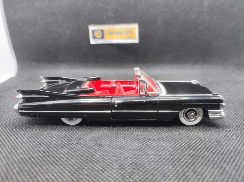 CADILLAC COUPE DELVILLE DE 1959 NOIR - DINKY MATCHBOX - N° DYG 05 - 1/43 | Cadillac Coupé Deville de 1959 - DYG 05 |