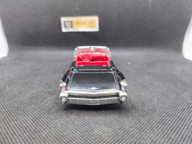CADILLAC COUPE DELVILLE DE 1959 NOIR - DINKY MATCHBOX - N° DYG 05 - 1/43 | Cadillac Coupé Deville de 1959 - DYG 05 |