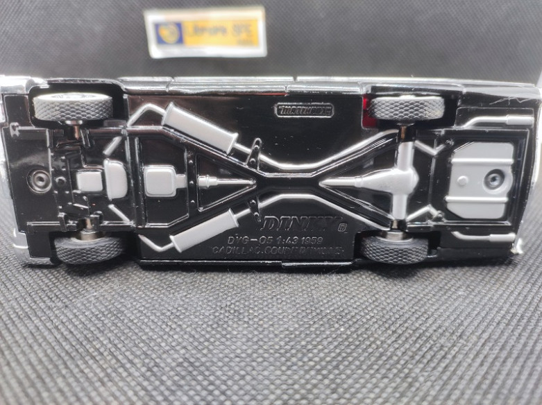 CADILLAC COUPE DELVILLE DE 1959 NOIR - DINKY MATCHBOX - N° DYG 05 - 1/43 | Cadillac Coupé Deville de 1959 - DYG 05 |