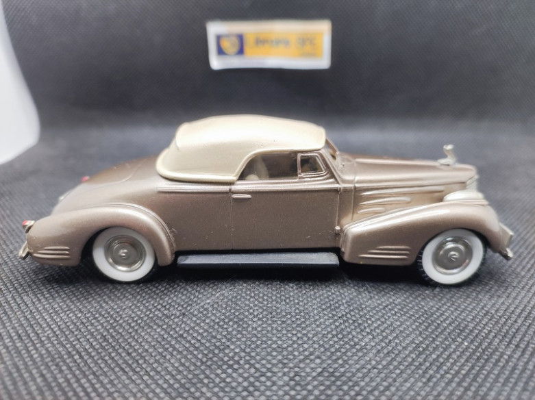 CADILLAC V16 COUPEE 1940 - BROOKLIN MODELS - N° BRK 14 - 1/43 | Cadillac V16 Coupée de 1940 - BRK 14 |