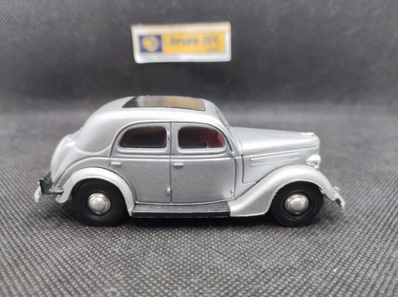 FORD V8 PILOT 1950 - DINKY MATCHBOX - DY 5-8 - 1/43 | Ford V8  Pilot de 1950 - DY 5-8 |