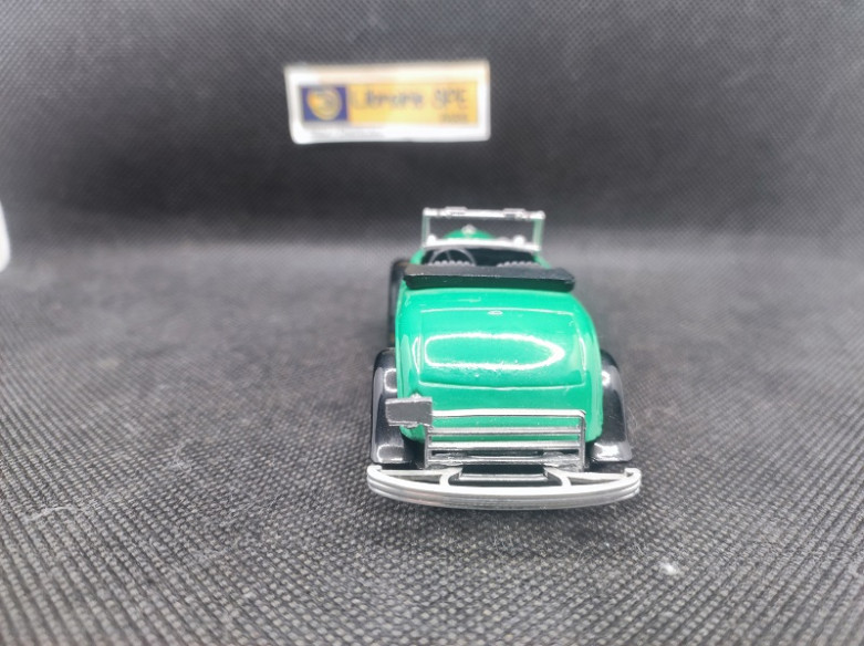 FORD V8 ROADSTER 1932 - ELIGOR - N° 7101 - 1/43 | Ford V8 Roaster de 1932 - 7101 |