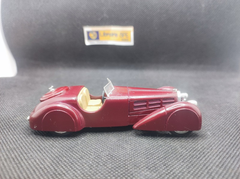 BUGATTI 57 S ROADSTER HP 165 1936 - BRUMM - N° R 169 - 1/43 | Bugatti 57 S Roadster HP 165 de 1936 - R 169 |
