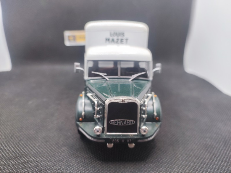 CAMION BERNARD TD 180 "LOUIS MAZET" 1962 - IXO - N° 9 - 1/43 | Camion bernard TD 180 "Louis Mazet" de 1962 - 9 |