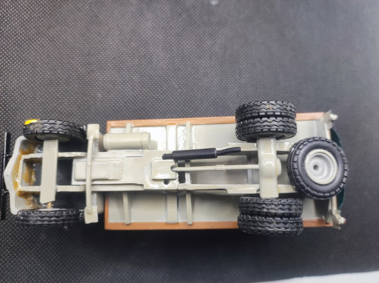 CAMION FORD F 698W PLATEAU - MINITRUCKS - N° 179 - 1/50 | Camion Ford F 698W Plateau - 179 |