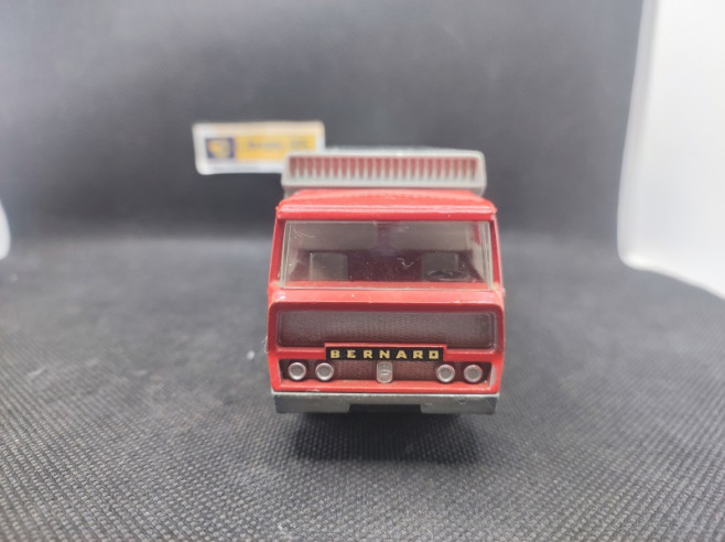 CAMION BERNARD FOURGON FRIGORIFIQUE - SOLIDO - N° 304 - 1/50 | Camion Bernard Charbonneaux Fourgon Frigorifique - 304 |