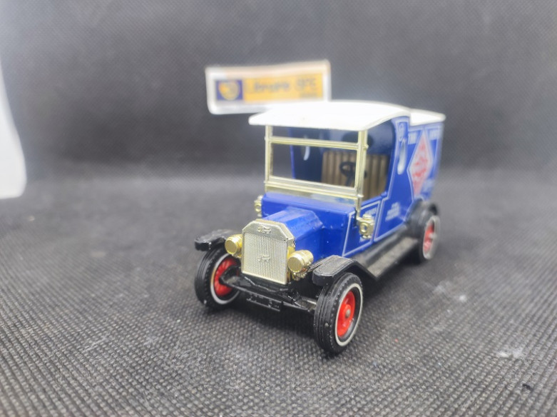 FORD MODEL T "THE BEST" 1917 - DINKY MATCHBOX - N° Y 12 - 1/43 | Ford Model T "The Best" de 1917 - Y12 |