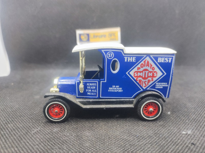 FORD MODEL T "THE BEST" 1917 - DINKY MATCHBOX - N° Y 12 - 1/43 | Ford Model T "The Best" de 1917 - Y12 |