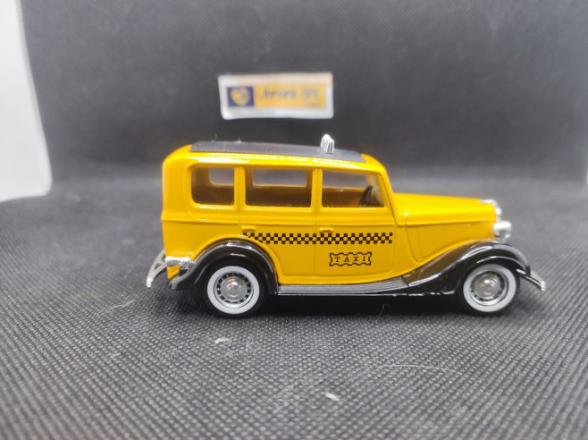FORD V8 TAXI 1936 - SOLIDO - N° 4163 - 1/43 | Ford V8 Taxi de 1936 - 4163 |